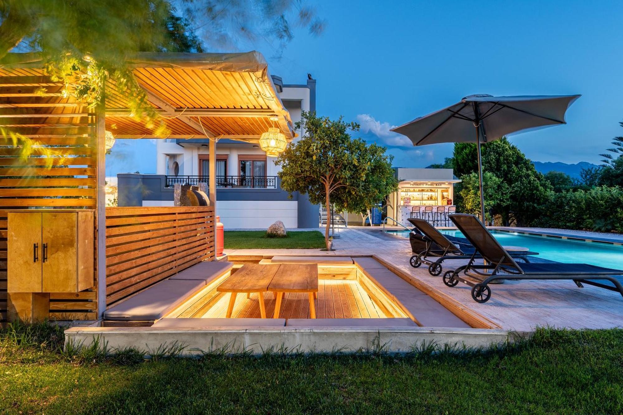 Infinity Premium Private Pool 3 Bedrooms 5 Bathrooms 2 Kitchens *