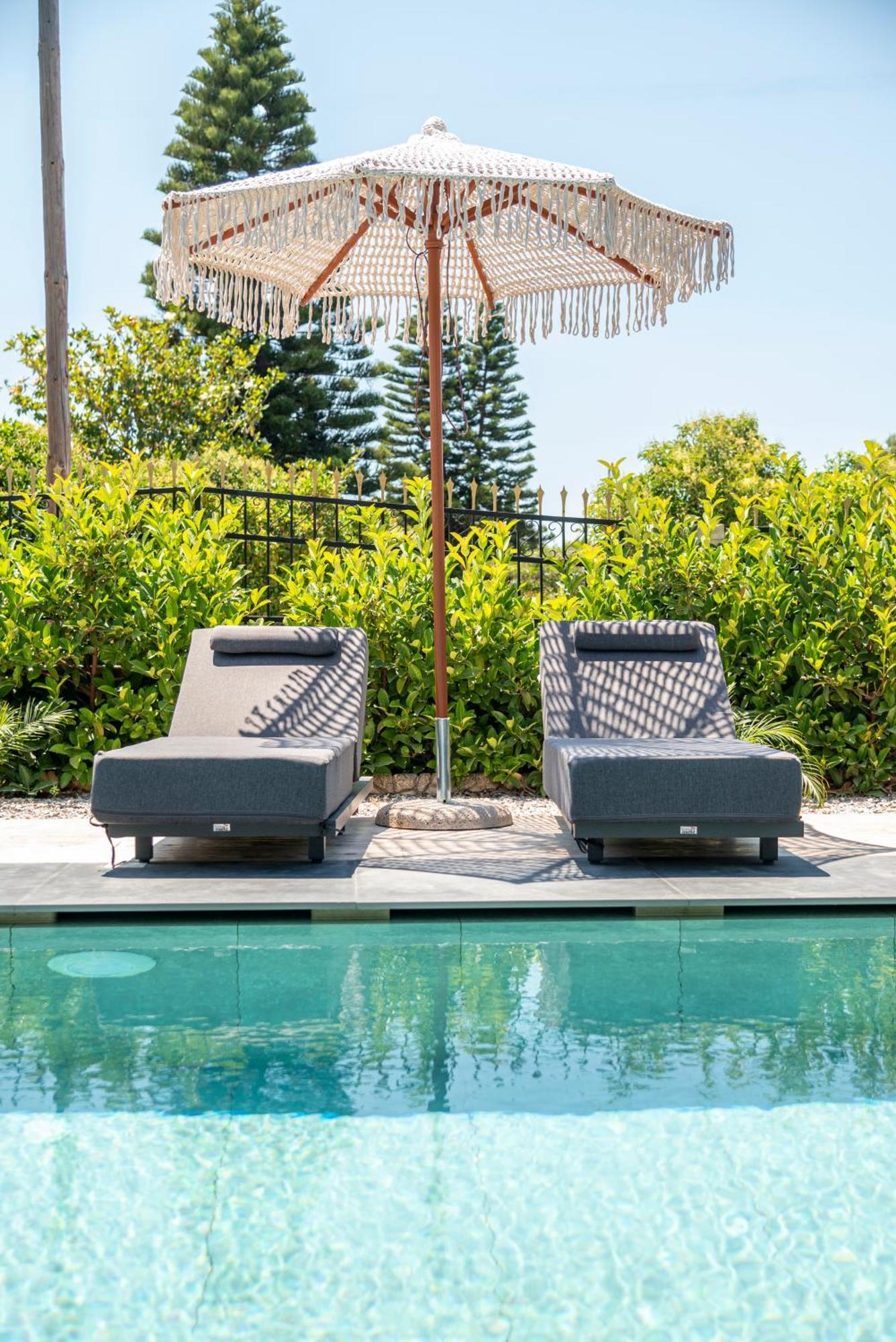 Infinity Premium Private Pool 3 Bedrooms 5 Bathrooms 2 Kitchens * Κως Πόλη
